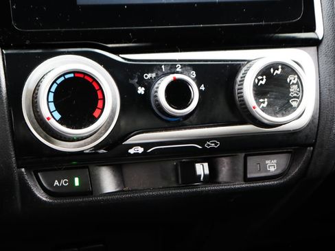 Used 2016 Honda Fit EX image 29