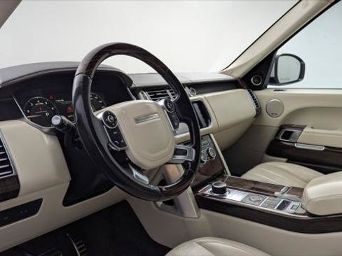 Used 2016 Land Rover Range Rover Supercharged image 24