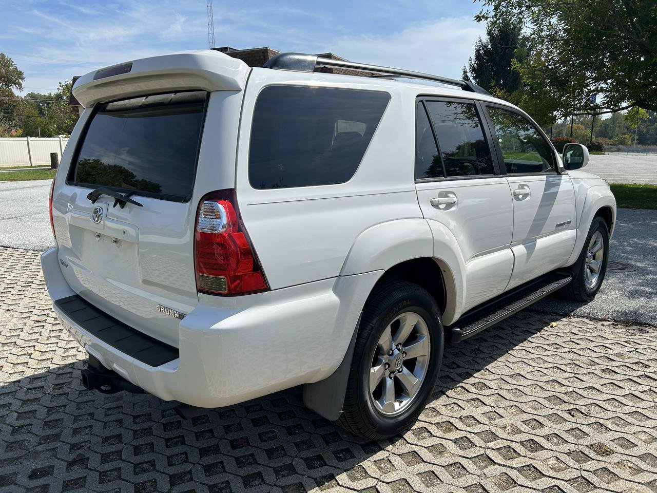 Used 2007 Toyota 4Runner Limited AWD/4WD image 5