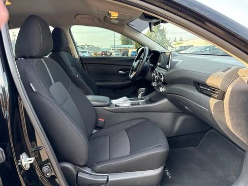 Used 2024 Nissan Sentra SV w/ All-Weather Package FWD image 10