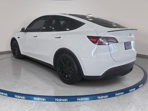 Used 2023 Tesla Model Y Long Range AWD/4WD image 8