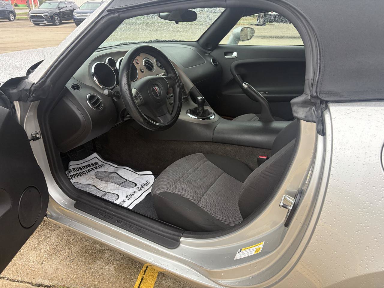 Used 2006 Pontiac Solstice Convertible w/ Power Package RWD image 7