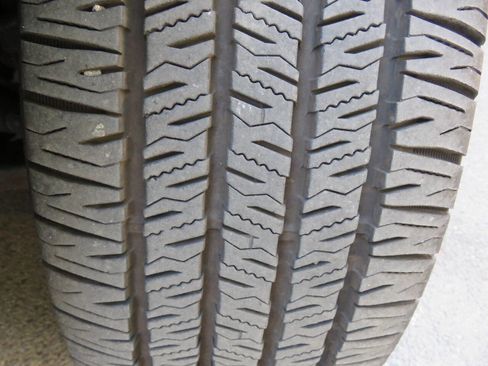 Used 2015 Ford Expedition EL XLT image 30