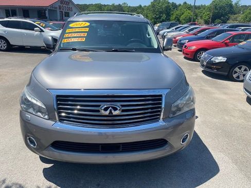Used 2011 INFINITI QX56 4WD w/ Deluxe Touring Pkg image 8