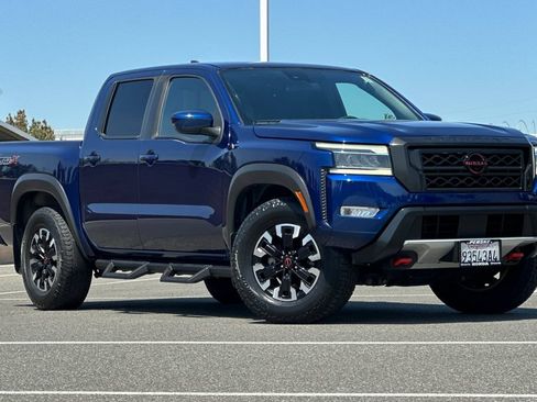 Used 2022 Nissan Frontier Pro-X w/ Technology Package RWD image 2