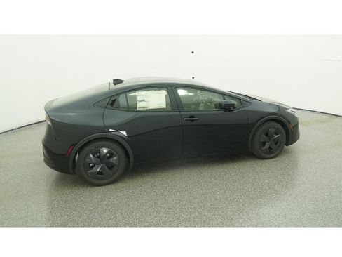 New 2026 Toyota Prius LE image 10