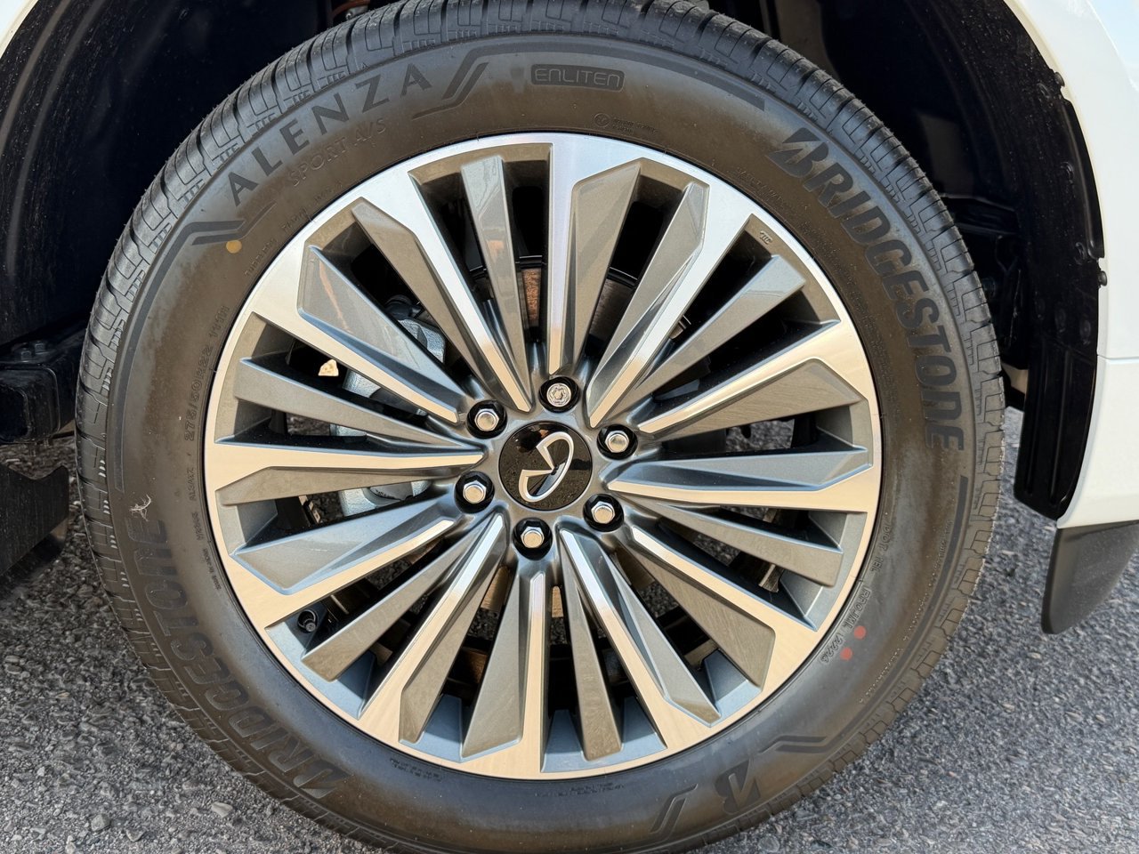 New 2027 INFINITI QX80 Luxe RWD image 10