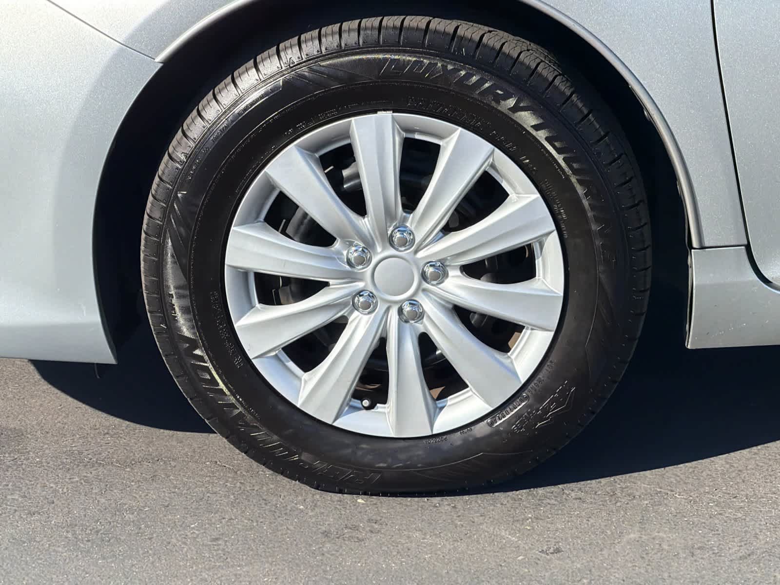 Used 2017 Toyota Camry LE FWD image 28