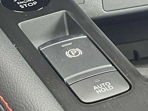 New 2025 Nissan Kicks SR w/ SR Premium Package image 28