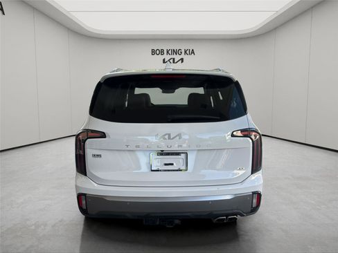 Used 2025 Kia Telluride SX Prestige AWD/4WD image 4