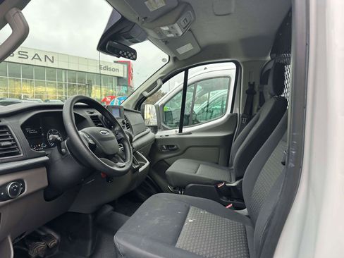 Used 2024 Ford Transit 250 Low Roof w/ Exterior Upgrade Package image 14