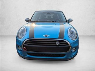 Used 2016 MINI Cooper 4-Door Hardtop FWD video 2