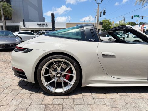 Used 2021 Porsche 911 Targa 4S w/ Premium Package AWD/4WD image 26