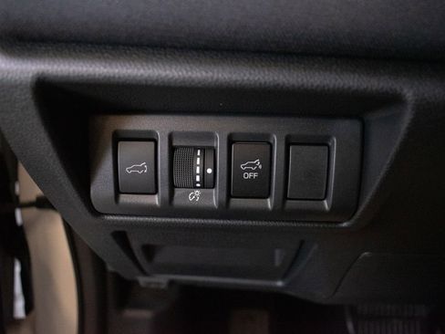 Used 2025 Subaru Outback Premium w/ Popular Package #1A AWD/4WD image 19