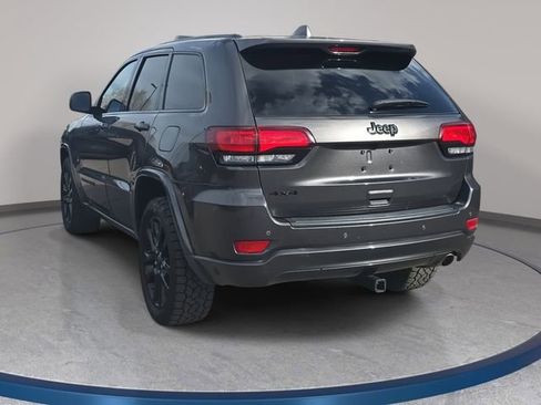 Used 2019 Jeep Grand Cherokee Altitude image 8