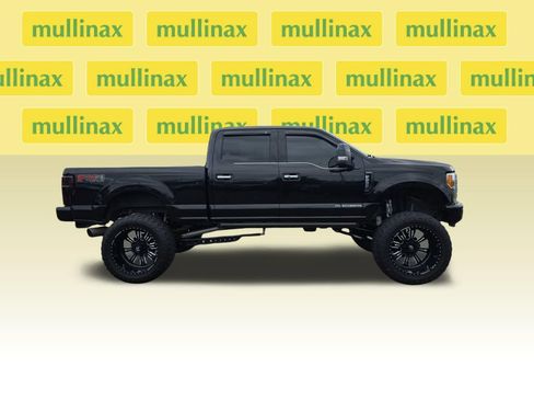 Used 2018 Ford F250 Limited w/ FX4 Off-Road Package AWD/4WD image 2