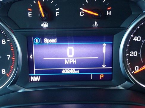 Certified 2023 GMC Acadia SLE w/ Driver Convenience Package image 29