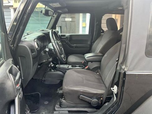 Used 2015 Jeep Wrangler Sport w/ Quick Order Package 24S AWD/4WD image 7