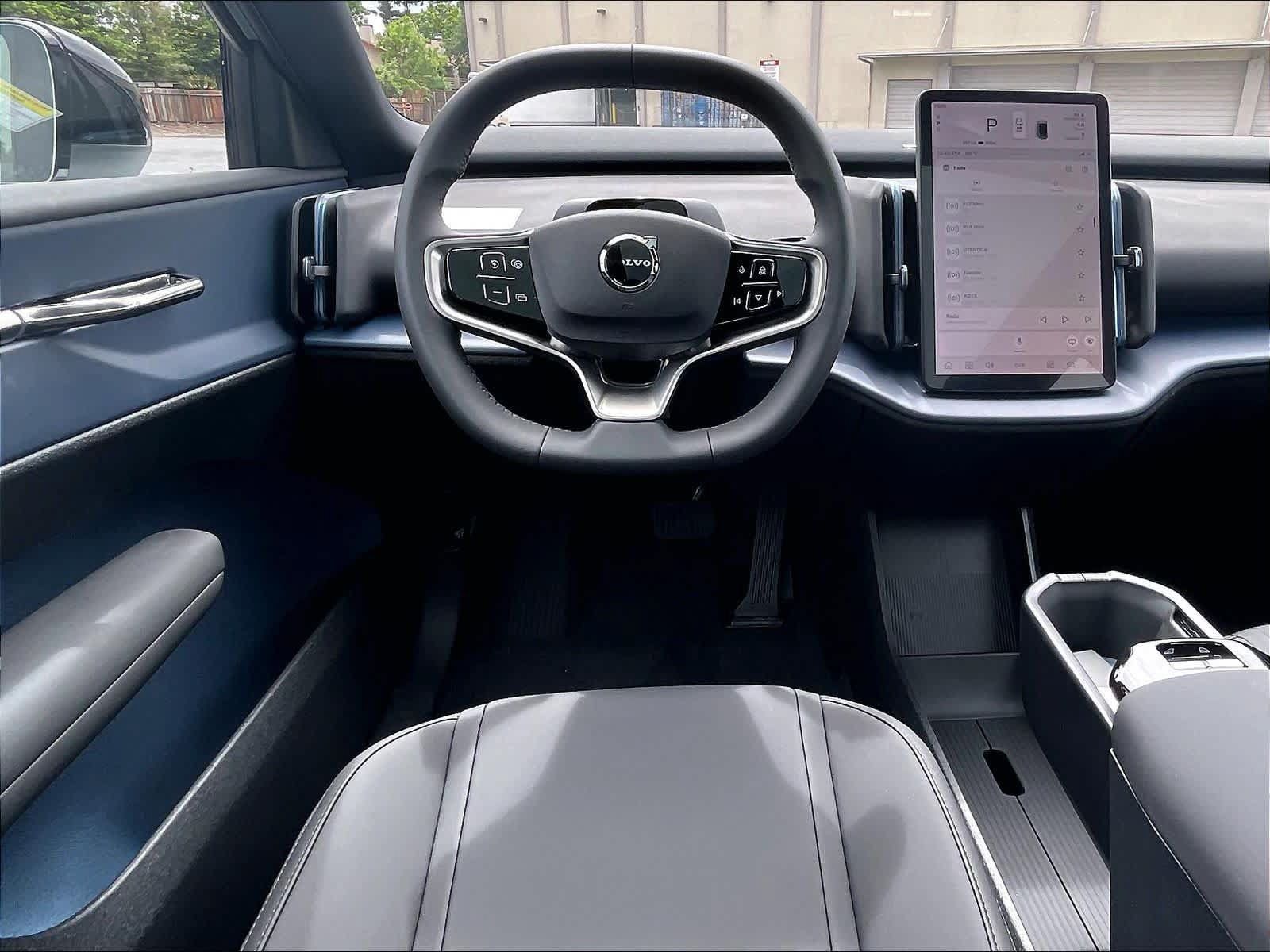 New 2026 Volvo EX30 Plus w/ Protection Package Premier AWD/4WD image 15