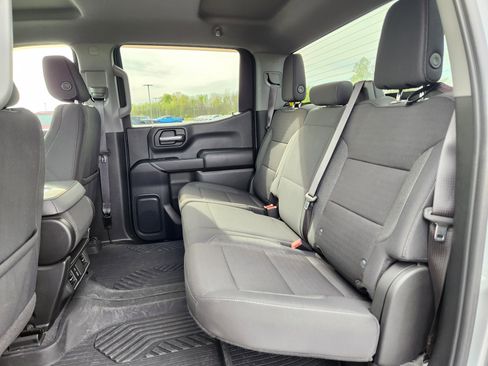 Used 2024 Chevrolet Silverado 1500 Custom image 10