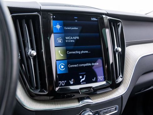 Used 2021 Volvo XC60 T6 Inscription w/ Advanced Package image 22