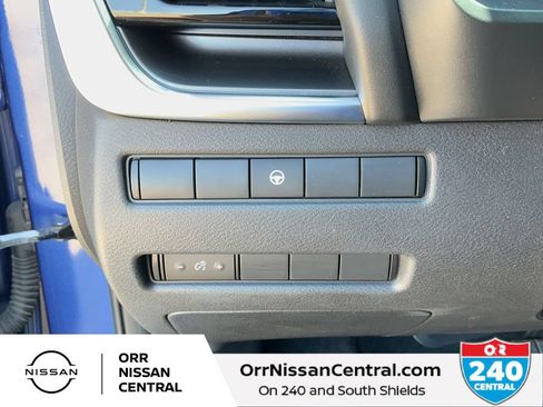 Used 2021 Nissan Rogue SV FWD image 18