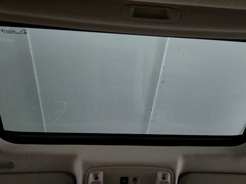 Used 2015 Cadillac Escalade Luxury image 17