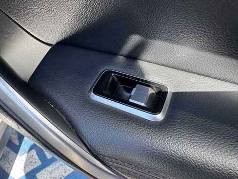 Used 2021 Jaguar F-PACE S AWD/4WD image 38