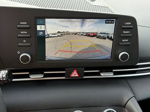 New 2026 Hyundai Elantra SE image 10