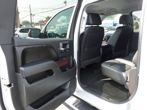 Used 2017 GMC Sierra 1500 SLT w/ SLT Premium Package AWD/4WD image 22