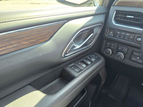 Used 2024 Chevrolet Tahoe High Country w/ Advanced Technology Package AWD/4WD image 29