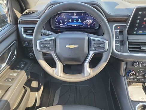 Used 2024 Chevrolet Suburban Premier w/ Premium Package image 22