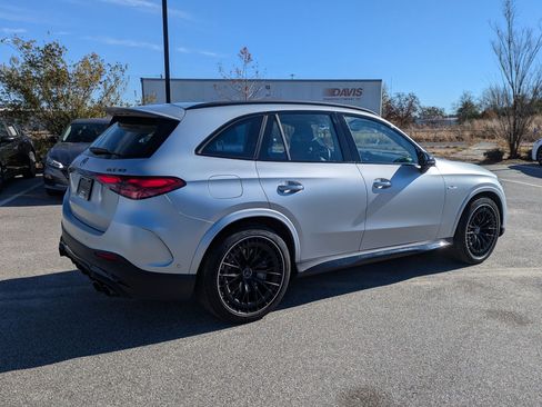 Used 2024 Mercedes-Benz GLC 43 AMG 4MATIC image 4