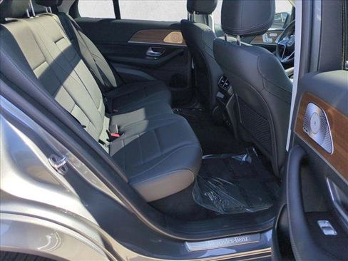 Used 2025 Mercedes-Benz GLE 350 4MATIC image 22