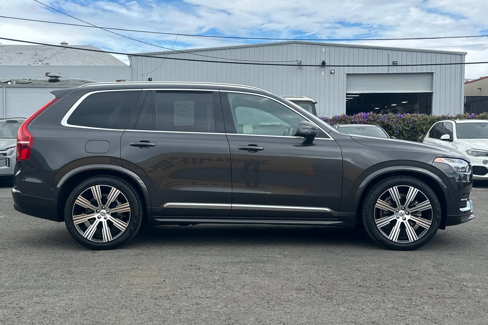 Used 2025 Volvo XC90 B6 Ultra w/ Lounge Package AWD/4WD image 8