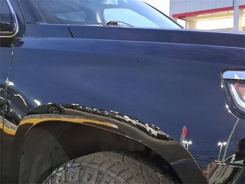 Used 2018 Chevrolet Tahoe LT image 11