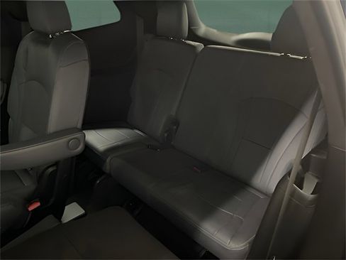 Used 2023 Buick Enclave Premium w/ Experience Buick Package image 7