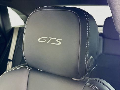 Certified 2024 Porsche Macan GTS image 15