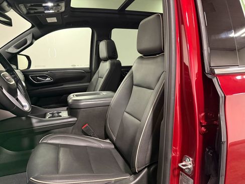Used 2023 GMC Yukon SLT w/ SLT Luxury Package AWD/4WD image 59