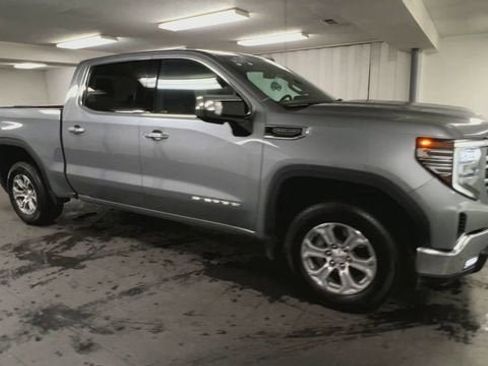 Certified 2025 GMC Sierra 1500 SLT AWD/4WD image 2