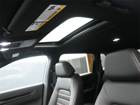 Used 2025 Honda CR-V Sport-L image 2