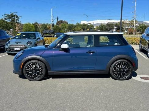 New 2026 MINI Cooper S image 2
