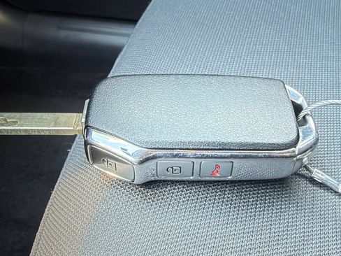 Used 2026 Kia Niro LX FWD image 21