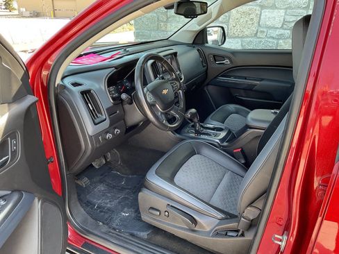 Used 2015 Chevrolet Colorado Z71 image 10