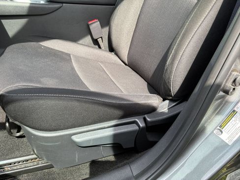 Used 2025 Nissan Sentra SV FWD image 18