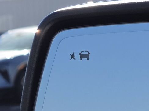 Used 2022 Chevrolet Silverado 1500 LTZ image 7