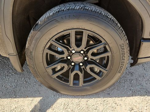Used 2024 GMC Sierra 1500 Elevation AWD/4WD image 7