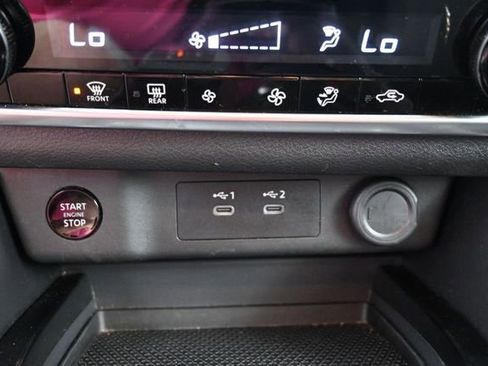 Used 2025 Nissan Rogue SV AWD/4WD image 25