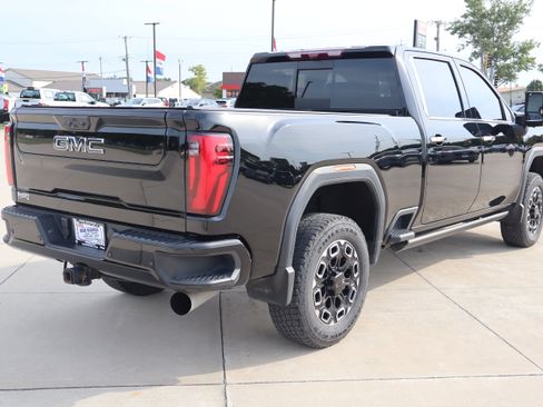 Used 2024 GMC Sierra 2500 Denali Ultimate AWD/4WD image 5