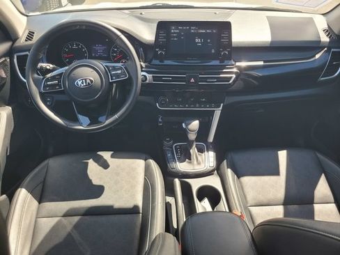 Used 2021 Kia Seltos EX AWD/4WD image 14